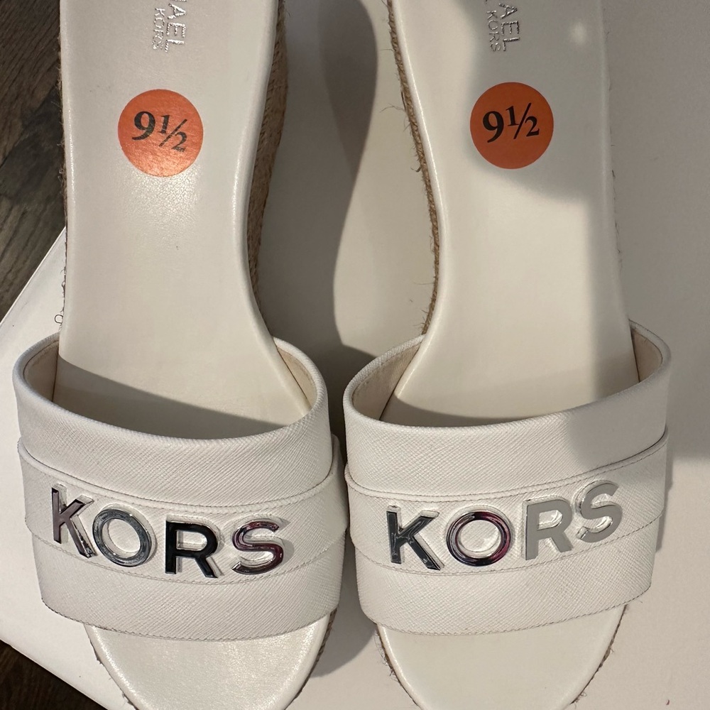Michael Kors Brady white Saffiano Leather platform espadrille Slide Sandal 9.5